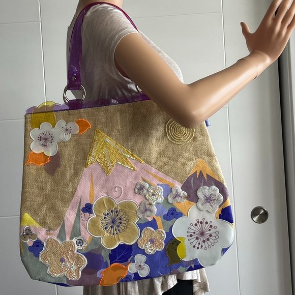 Sequin Tote - Picture 3 of 16